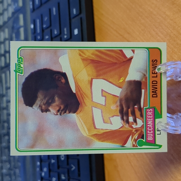 Lot - 1981 Topps + (2) 2021 Panini Prizm Football - Set #3 - Picture 10 of 14